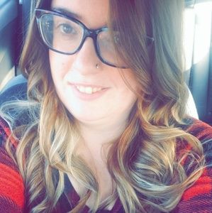 Meet your Posher, Aeja